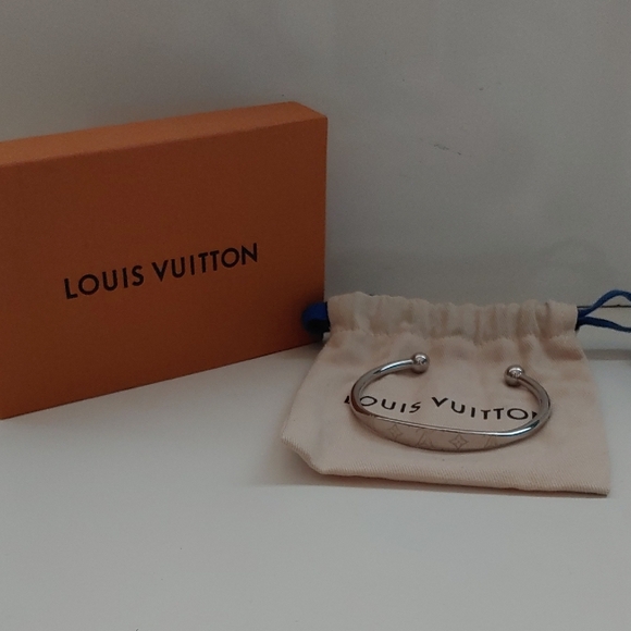 Louis Vuitton Silver Bangle Bracelet - Picture 2 of 8